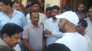 मुजफ्फरनगर में दलित युवती के अपहरण पर बवाल: पीड़ित परिवार से मिलने जा रहे सपा विधायक पंकज मलिक को पुलिस ने रोका, तीखी नोकझोंक