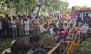 फतेहपुर में कुएं में गिरा 10 वर्षीय मासूम रेहान, कबूतर पकड़ने के दौरान हुआ हादसा; कई घंटे से रेस्क्यू जारी